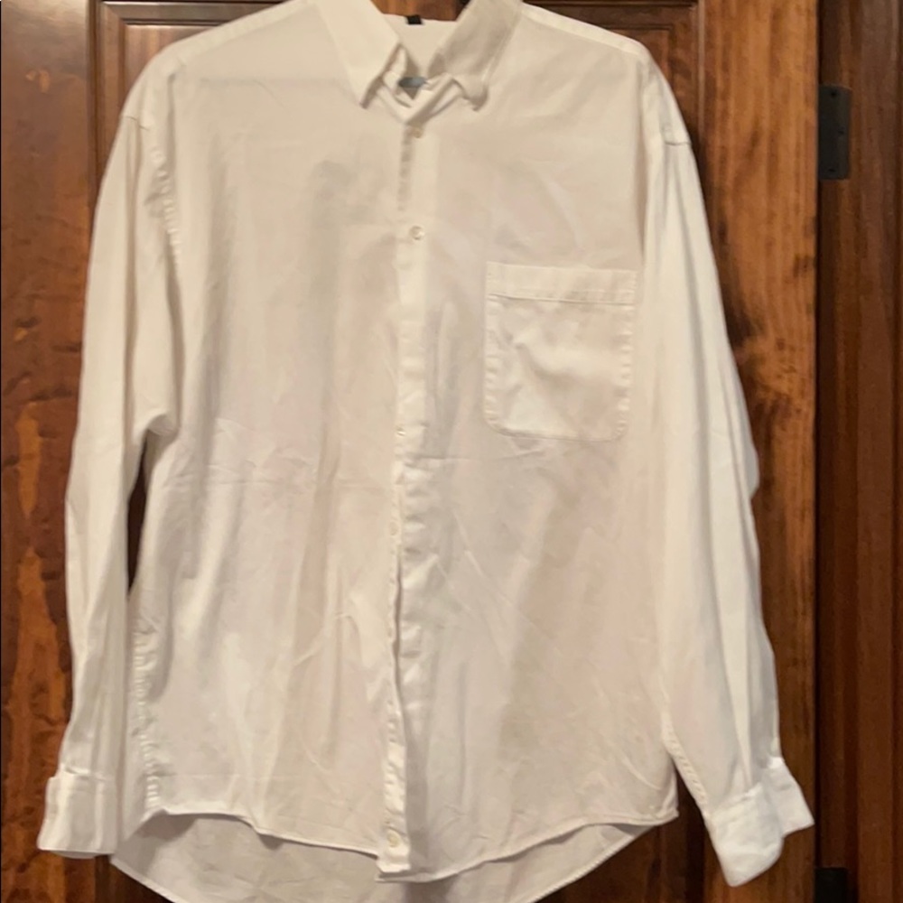 White dress shirt